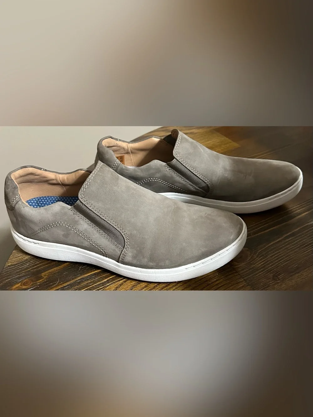 Clarks Men's Gray Suede Slip-On Sneakers with White Sole